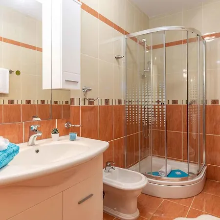 Apartman 32